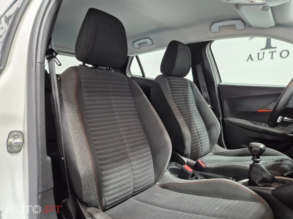 Peugeot 2008 1.5 BlueHDi Active