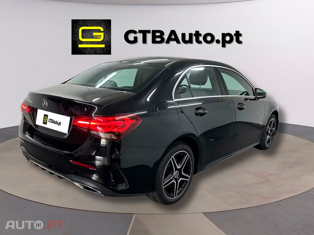 Mercedes-Benz A 250 I.V.A DEDUTIVEL AMG