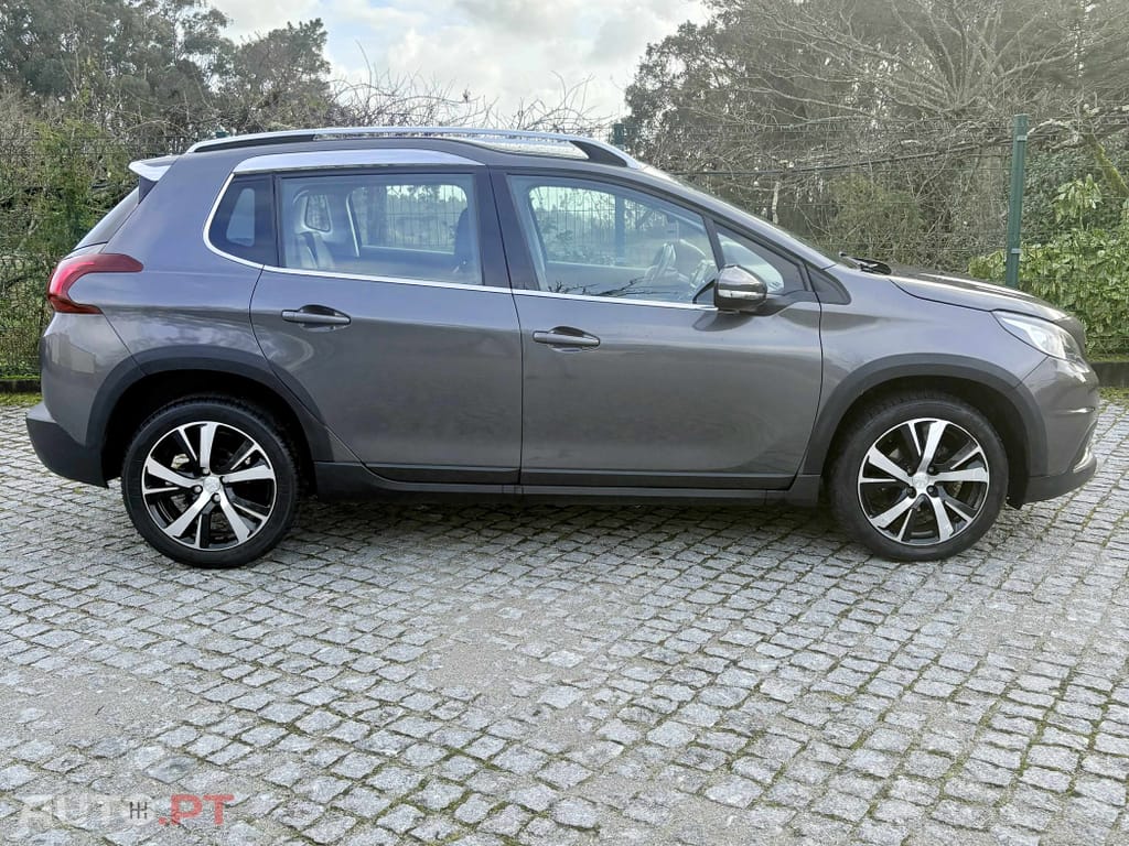 Peugeot 2008 1.5 BlueHDi Style