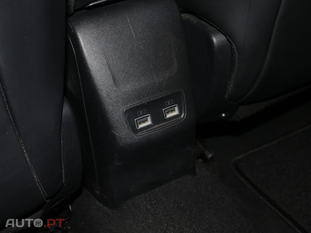 Peugeot 2008 1.2 PureTech Allure EAT8