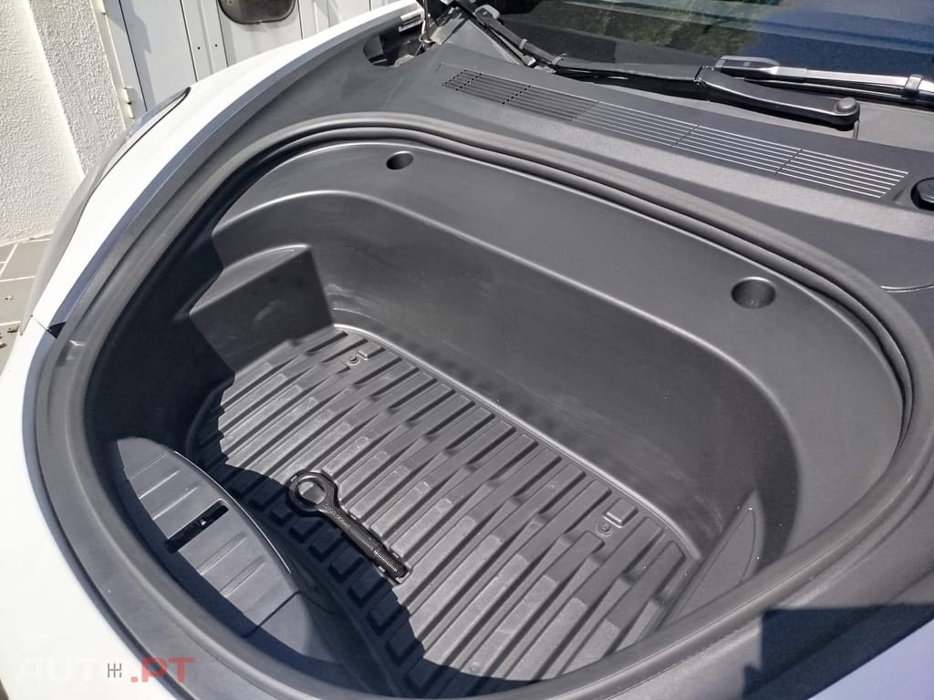 Tesla Model 3 Long Range Tração Integral