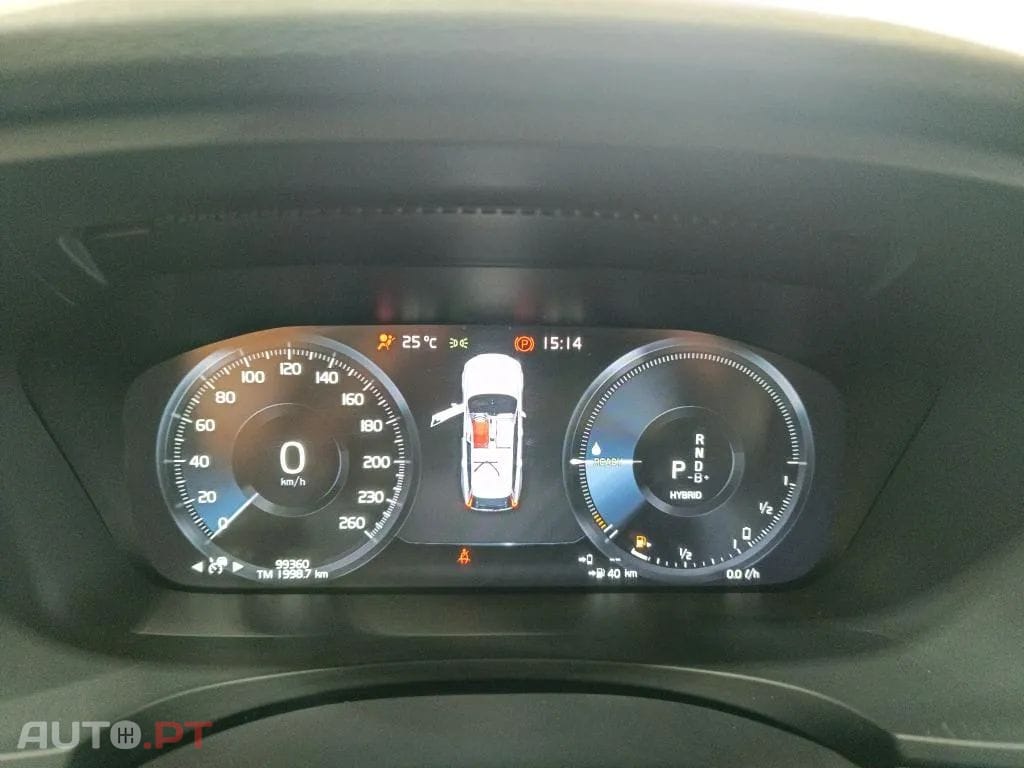 Volvo V90 2.0 T8 Momentum Plus AWD Geartronic