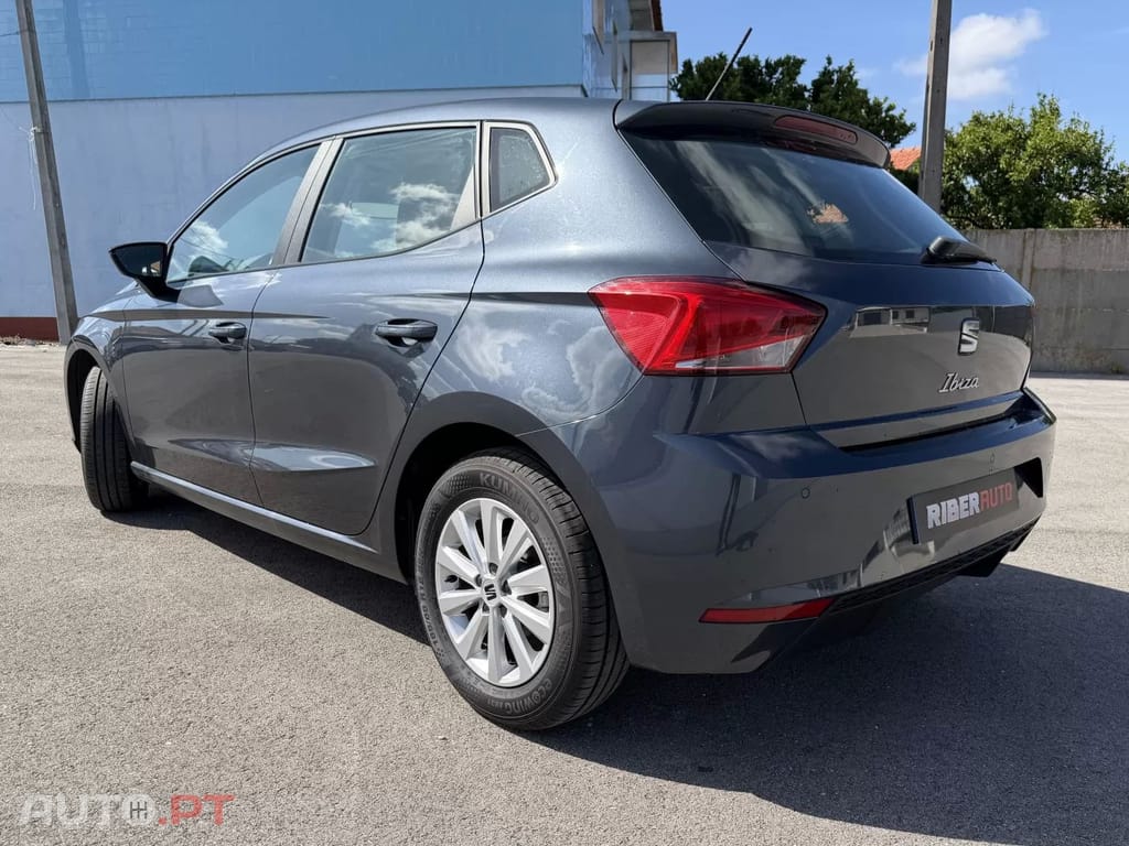 SEAT Ibiza 1.0 TSI Style DSG — fotografia 8