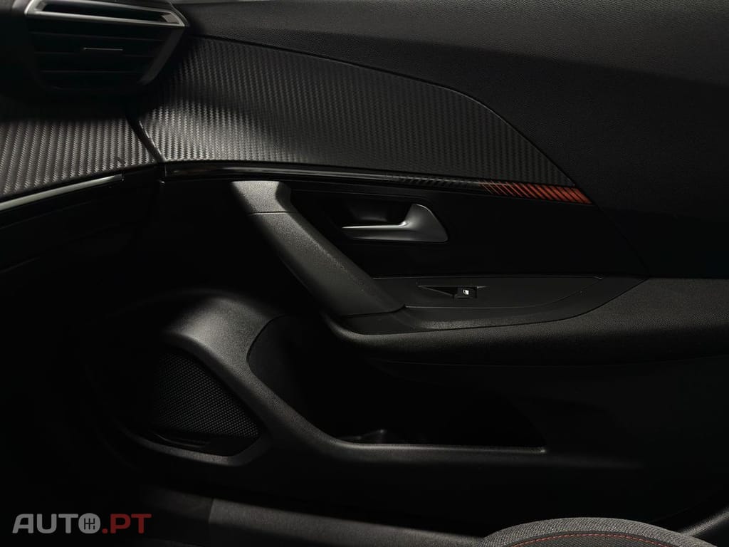 Peugeot 2008 PureTech 100 Stop&Start Active