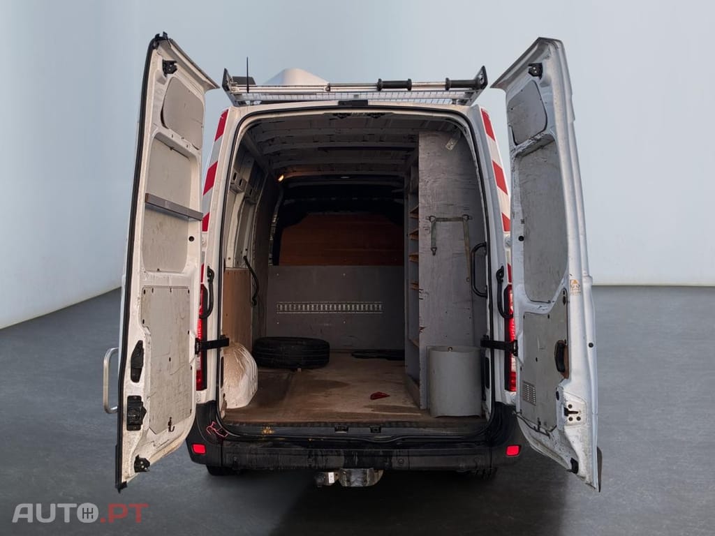 Renault Master 2.3 dCi L3H2 3.5T Grand Confort