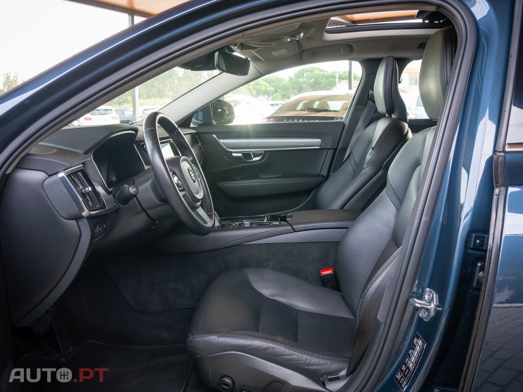 Volvo V90 2.0 T8 Inscription AWD Geartronic