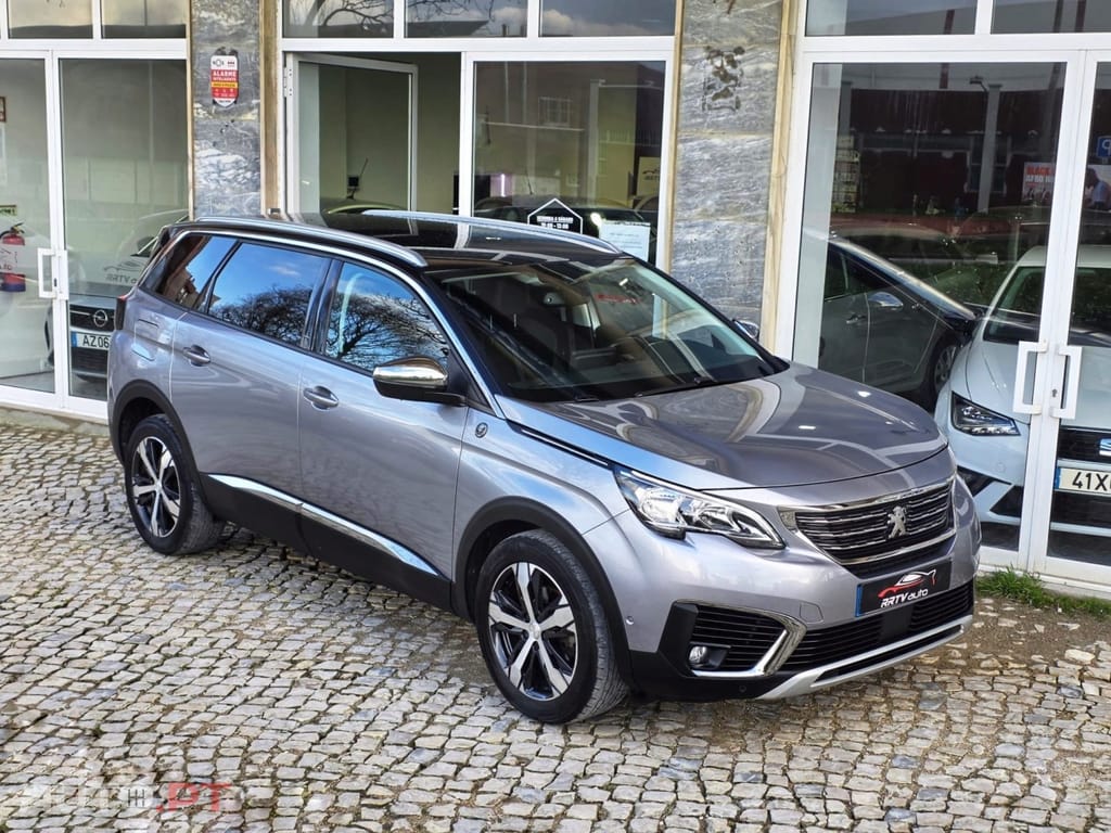 Peugeot 5008 PureTech 130 Crossway
