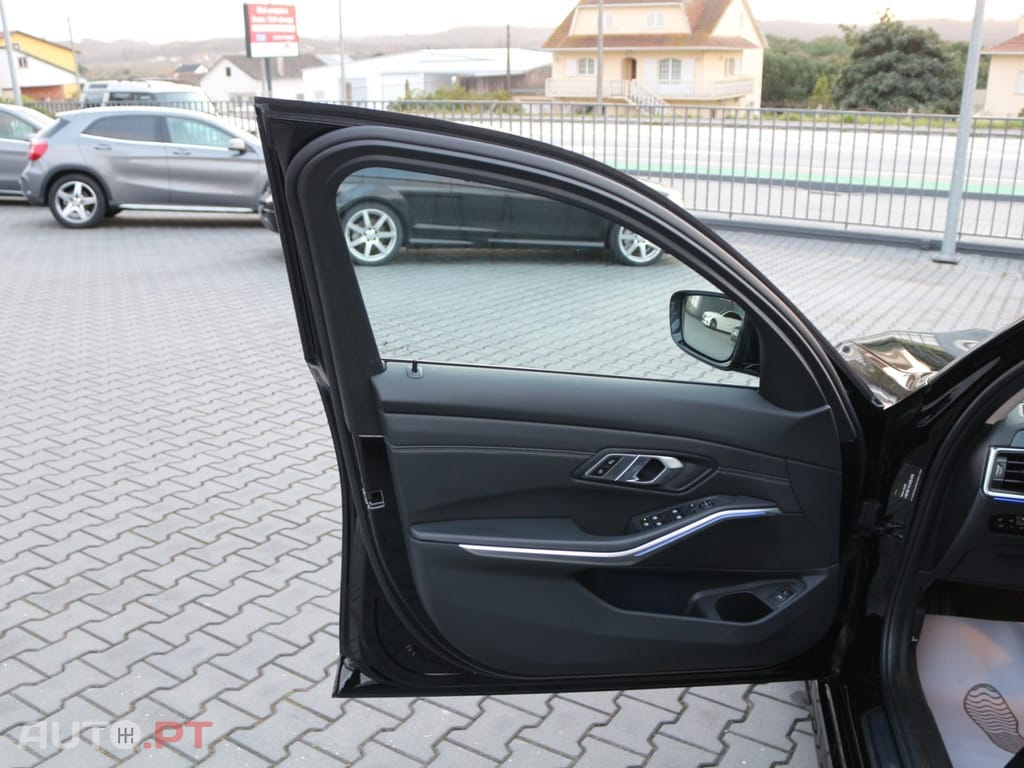 BMW 320 d Touring Line Sport Auto
