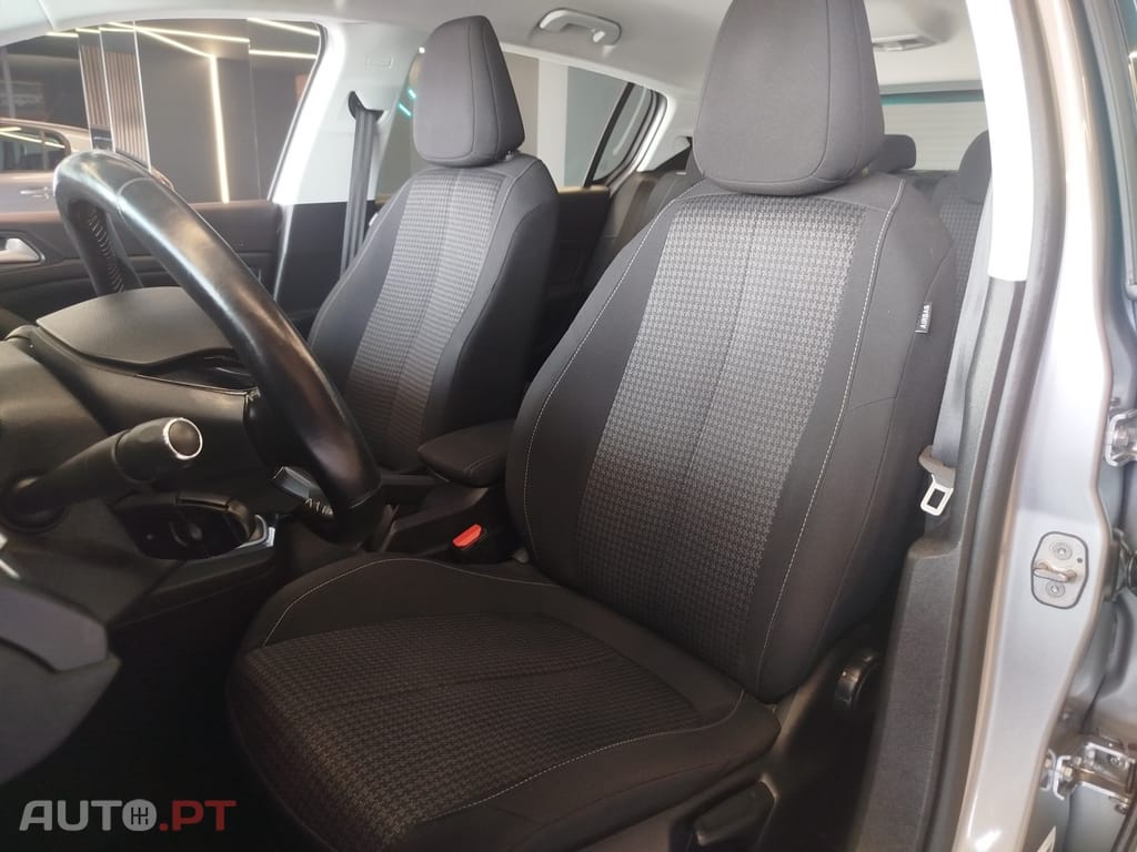 Peugeot 308 1.2 PureTech Business Line