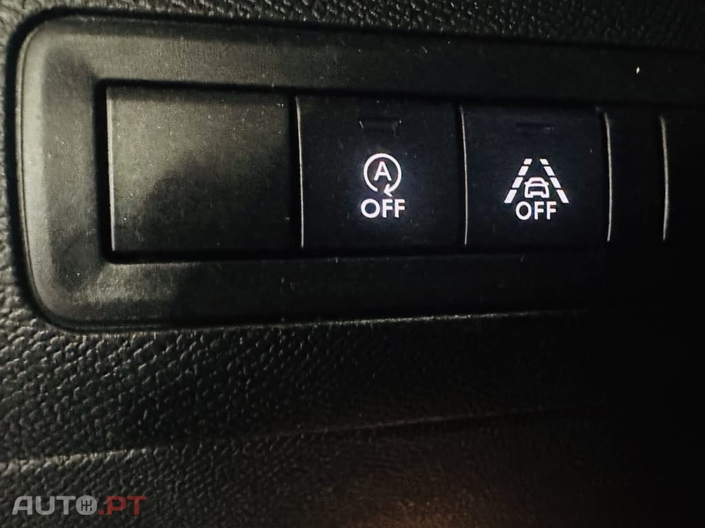 Peugeot 308 1.2 PureTech Allure Full LED EAT8