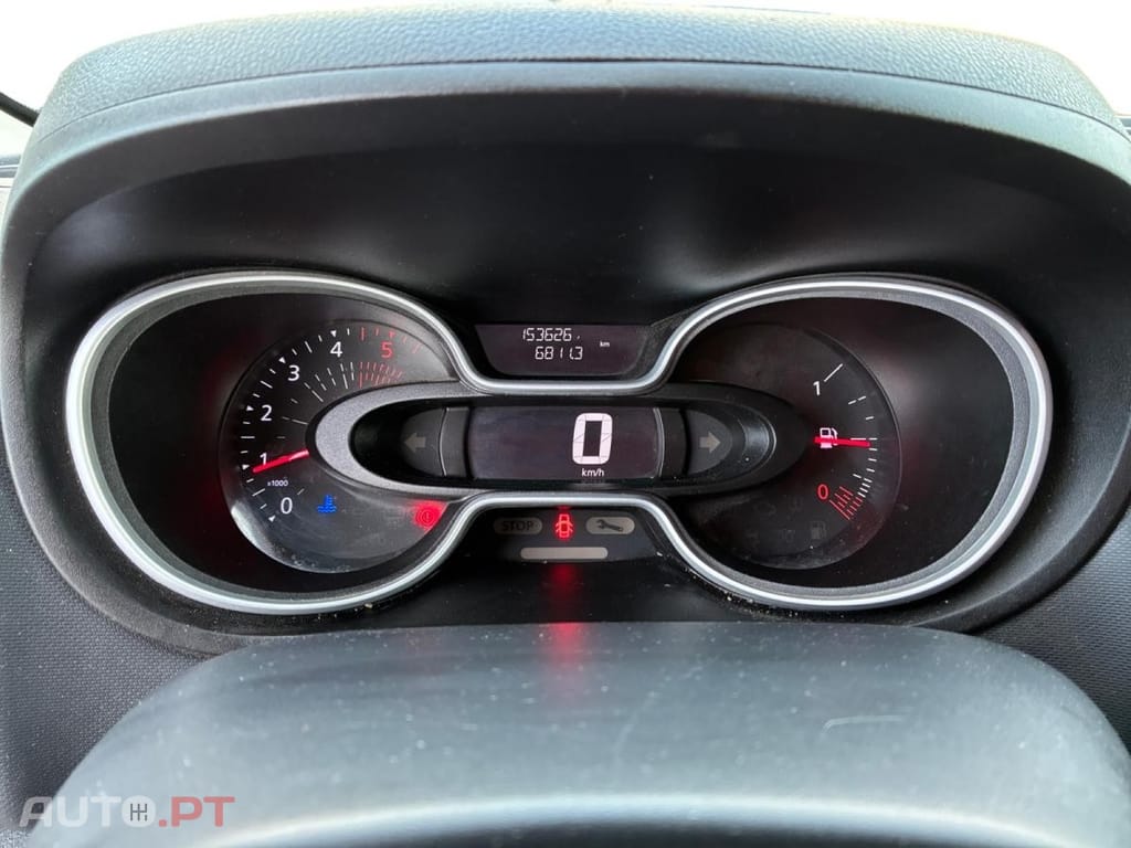 Renault Trafic 2.0 dCi L2H1 1.3T Grand Confort