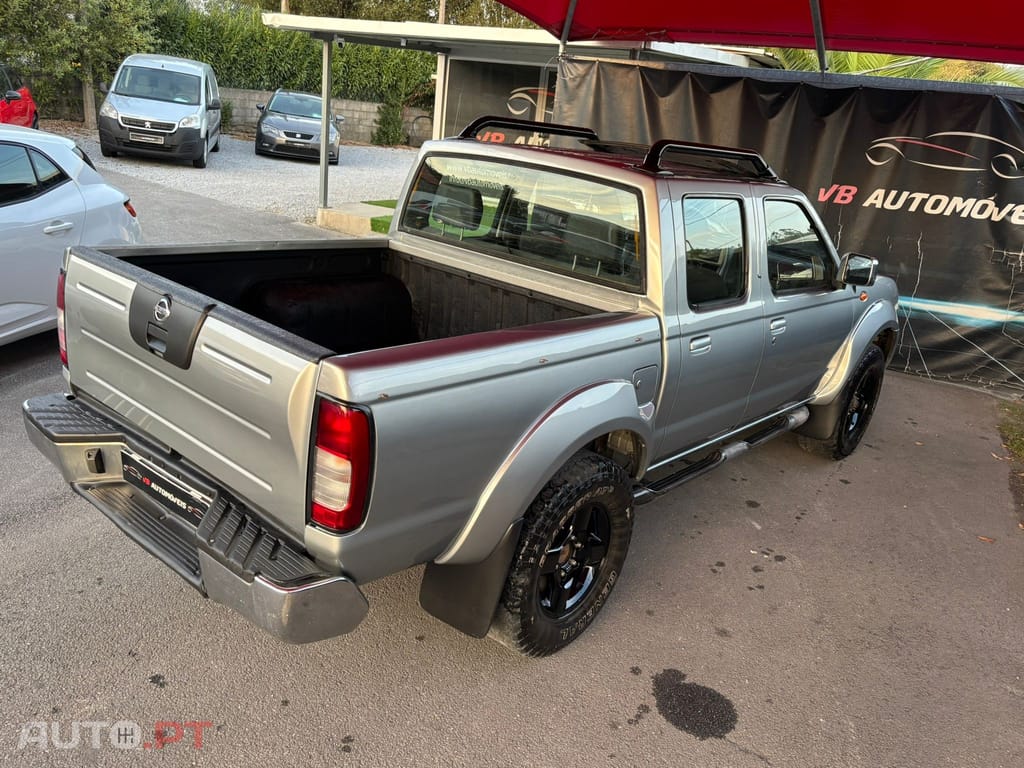 Nissan Pick Up 2.5 TD CD Look Navara