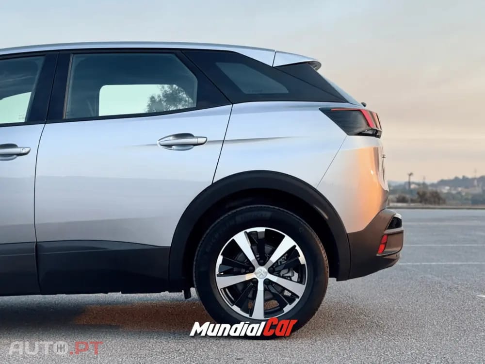 Peugeot 3008 1.2 PureTech Allure EAT8