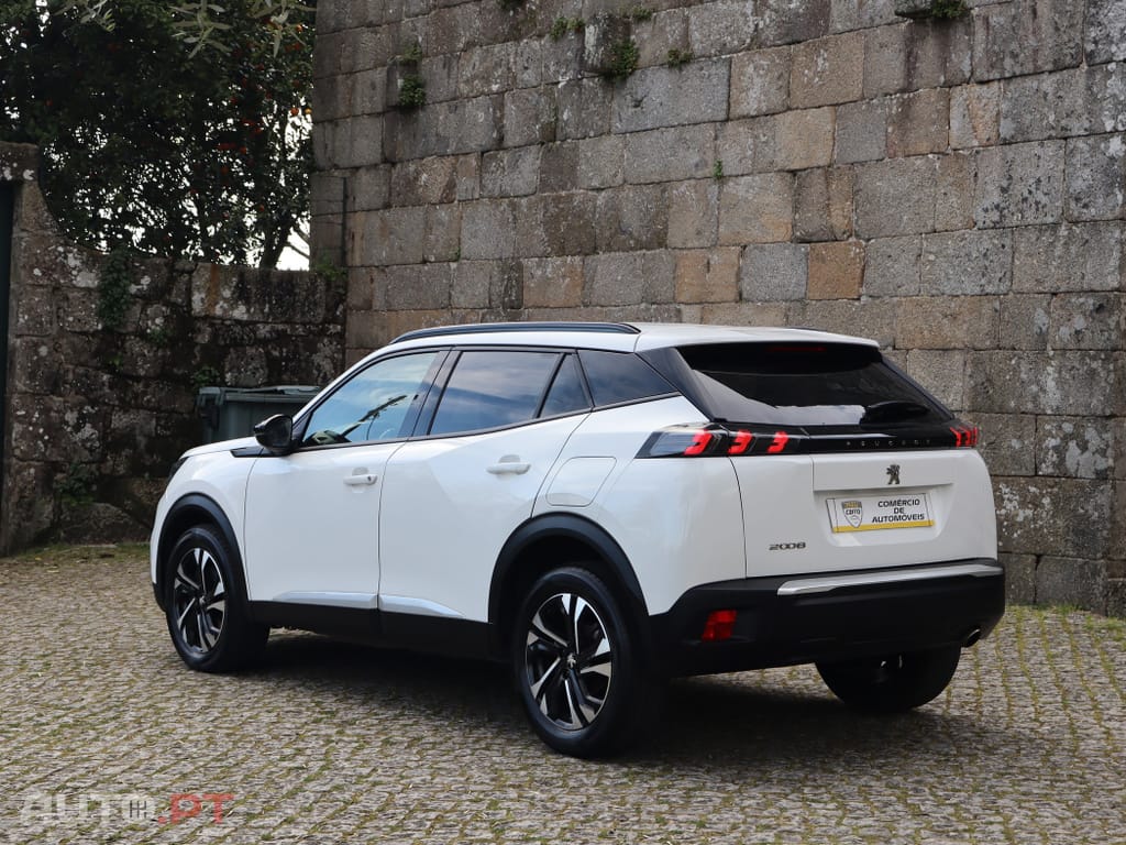 Peugeot 2008 1.5 BlueHDi Allure Pack EAT8