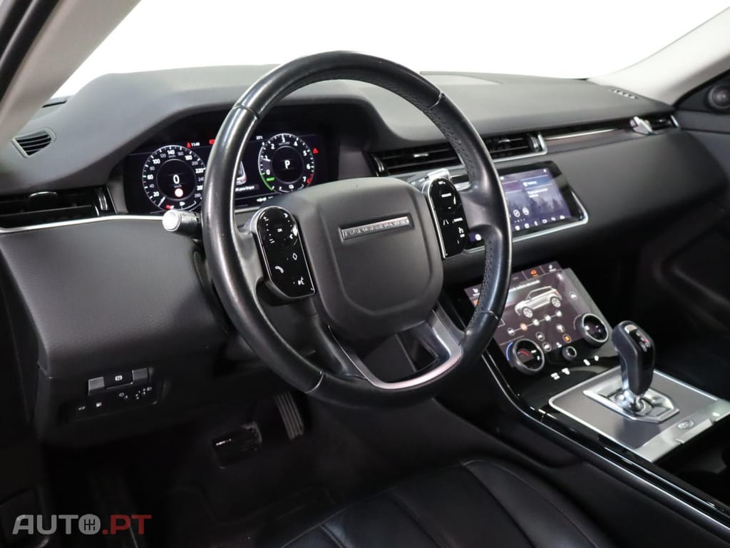 Land Rover Evoque 1.5 P300e AWD SE Auto