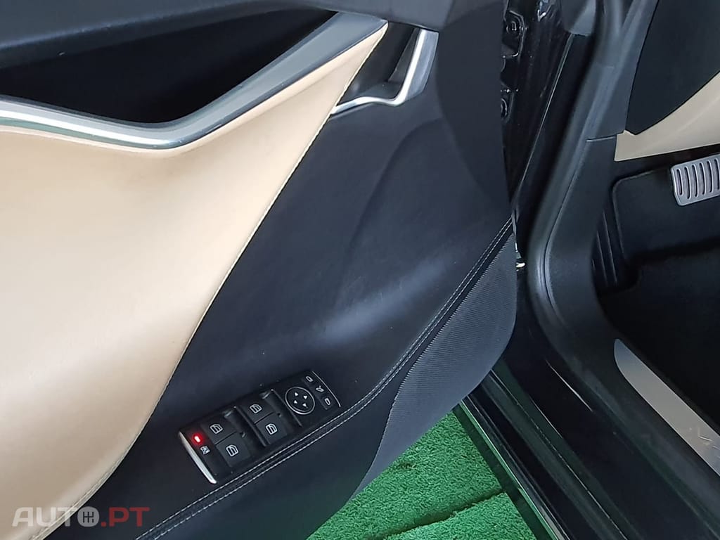 Tesla Model S S90 P