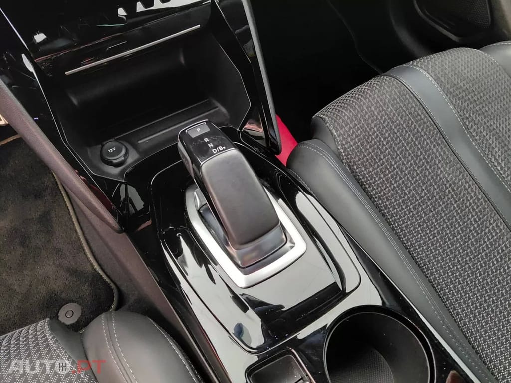 Peugeot E-208 50 kWh GT Pack