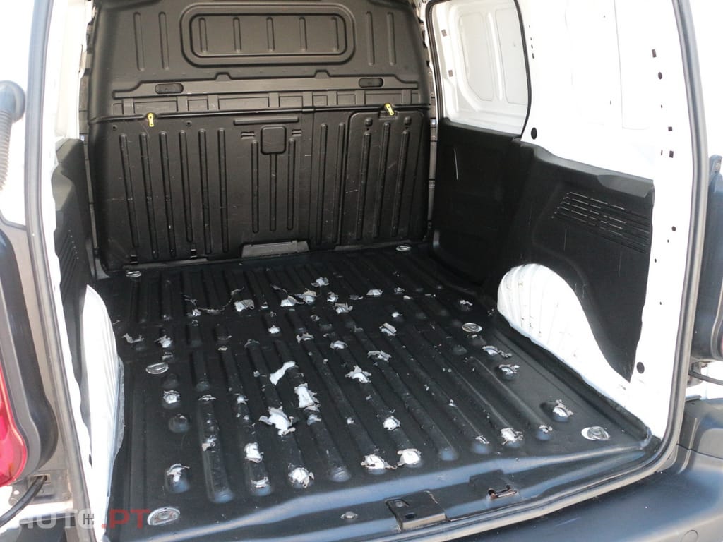 Peugeot Partner 1.6 BlueHDi L1 Premium 3L