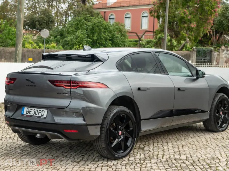 Jaguar I-Pace EV400 AWD SE