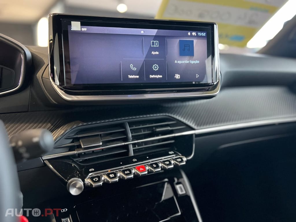 Peugeot 2008 1.2 PureTech Allure