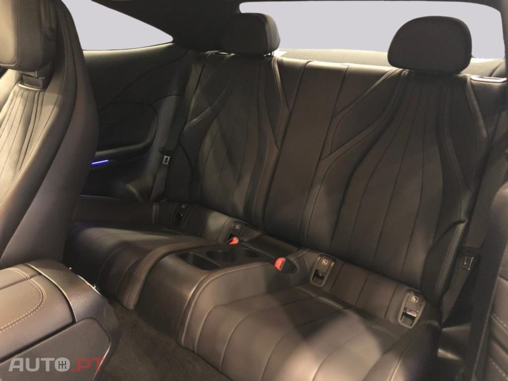 Mercedes-Benz CLE 300 e AMG  I.V.A DEDUTIVEL 