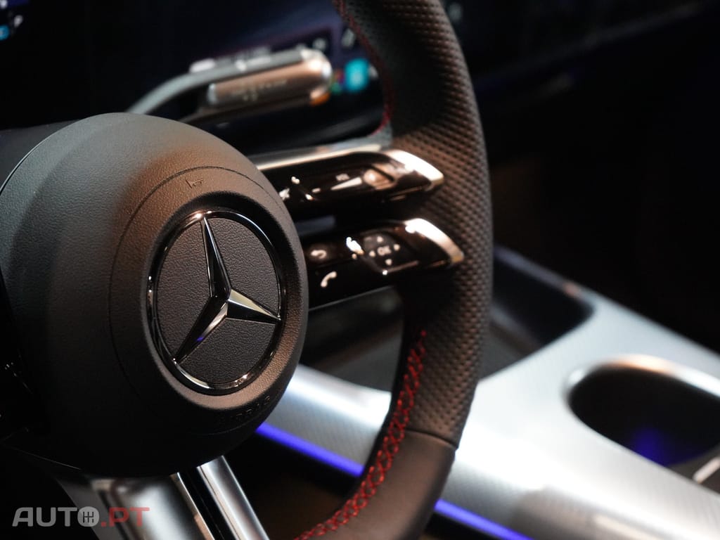 Mercedes-Benz CLA 250 com tecnologia EQ