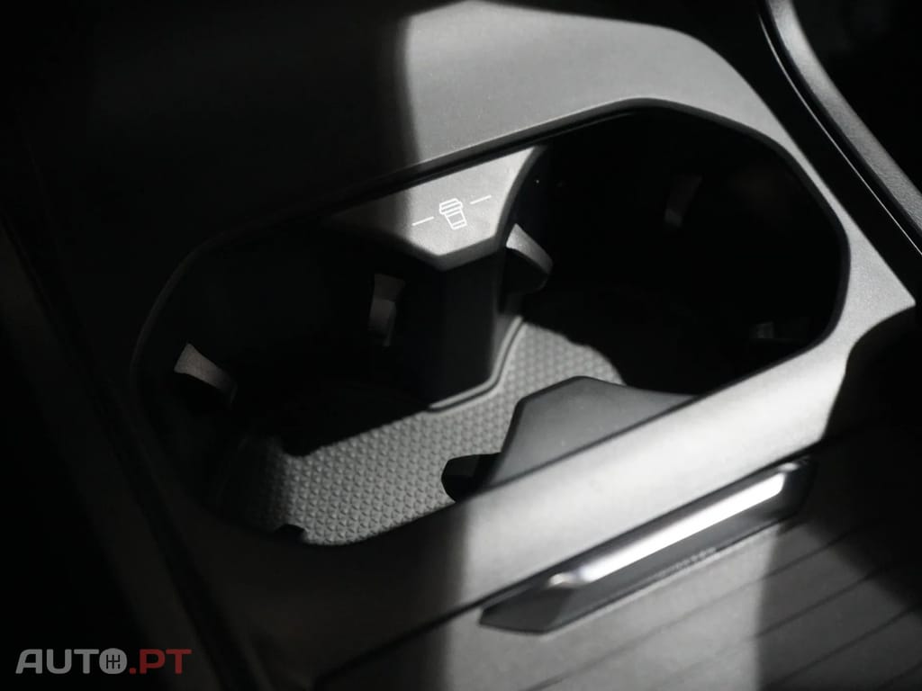 MG MG4 64 kWh Luxury