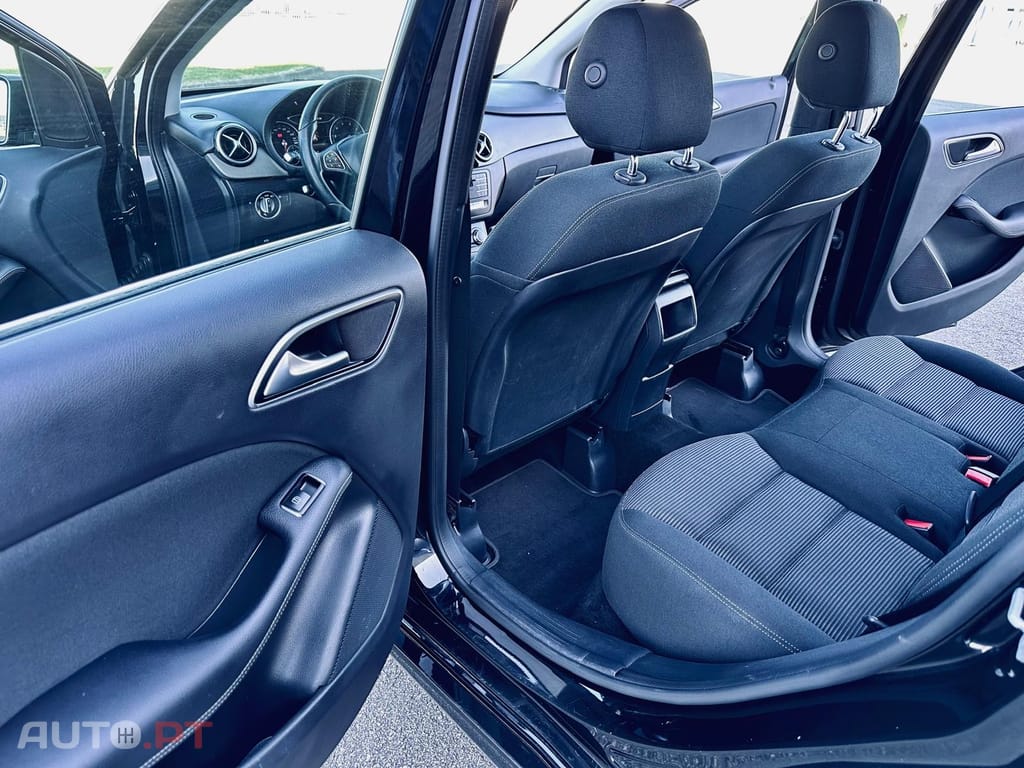 Mercedes-Benz B 180 Avantgarde
