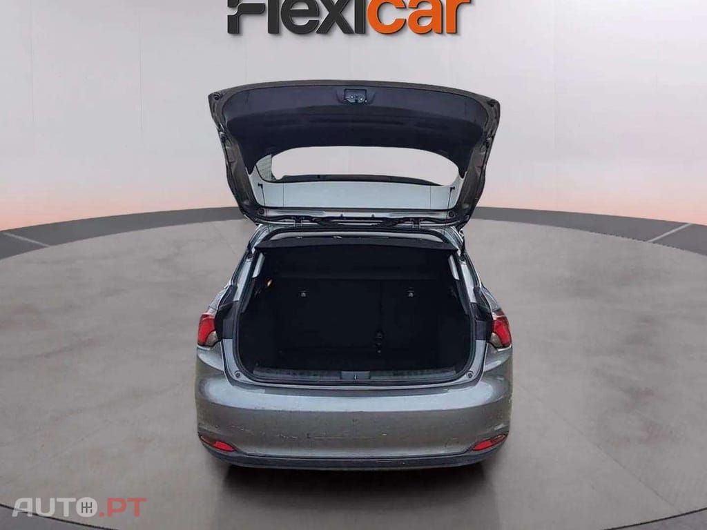 Fiat Tipo 1.3 M-Jet Lounge