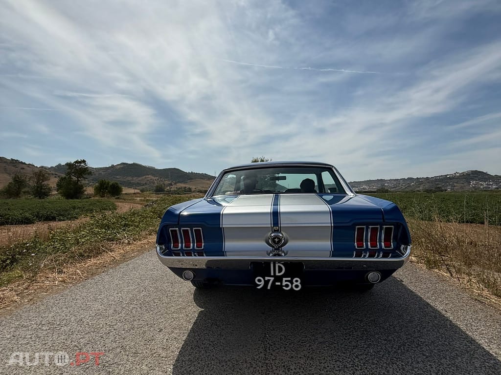 Ford Mustang 289