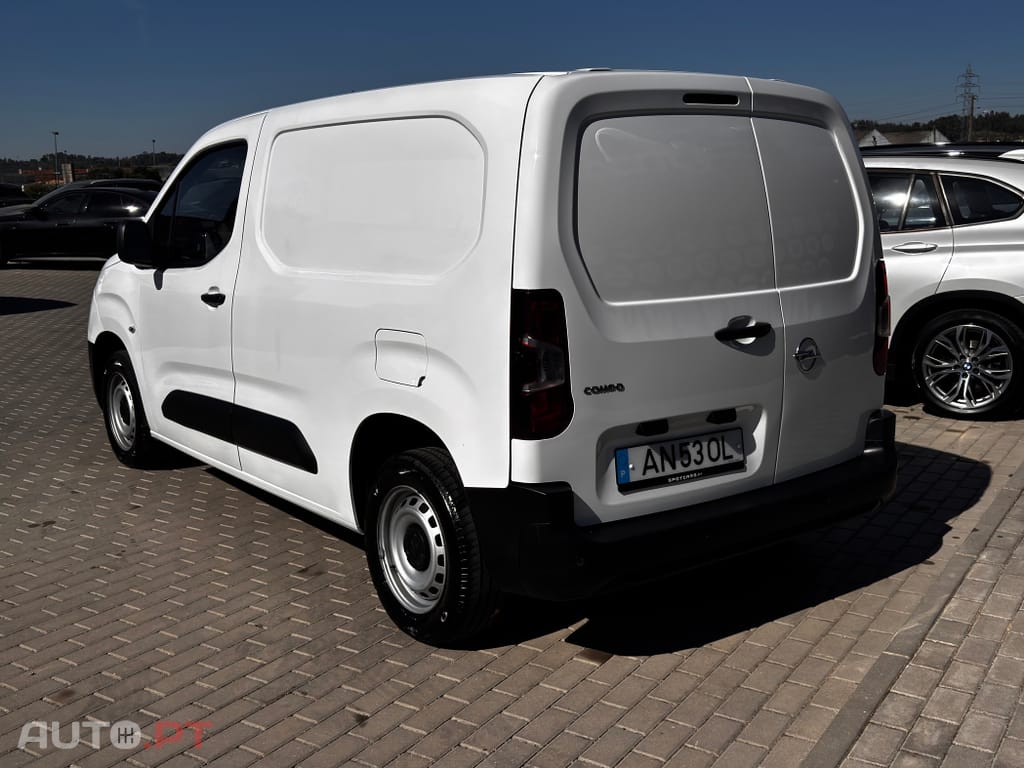 Opel Combo 1.5 CDTi L1H1 Enjoy