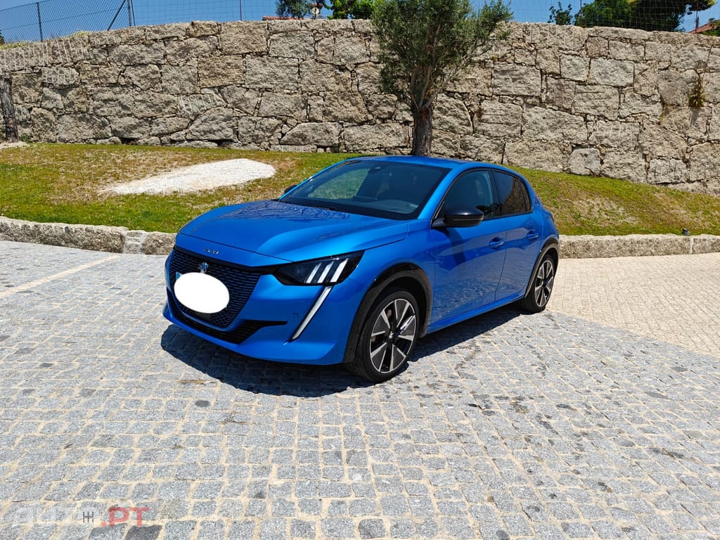 Peugeot E-208 GT Line