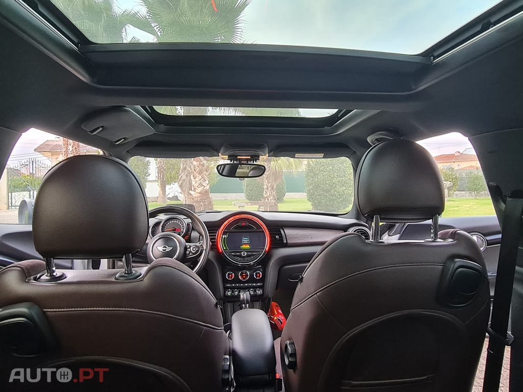 MINI Cooper Cooper D