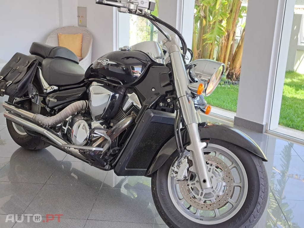 Suzuki Intruder VLR 1800