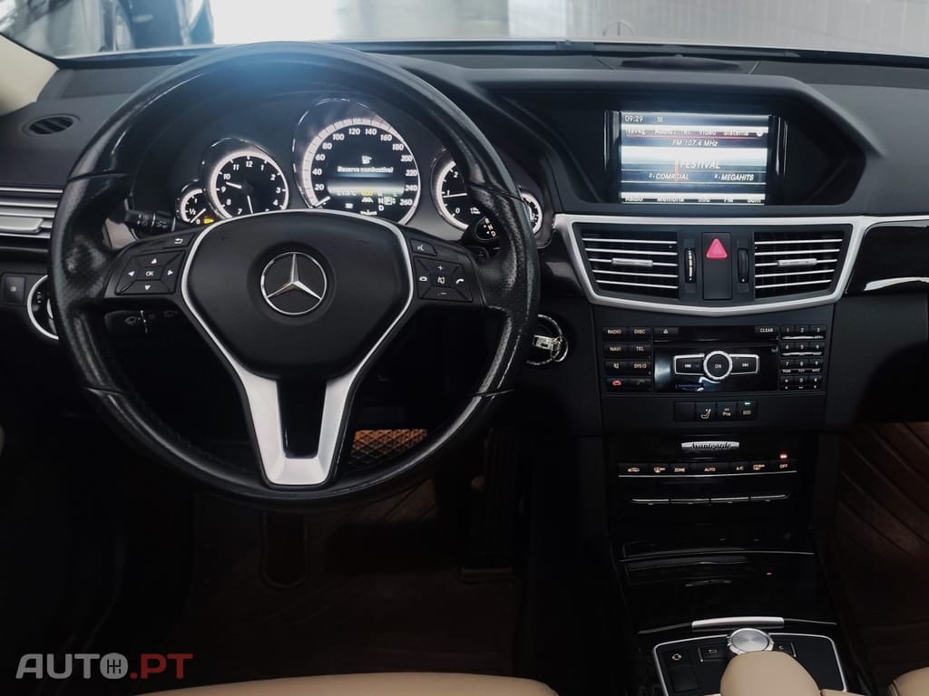 Mercedes-Benz E 250 BlueTEC Avantgarde Auto.
