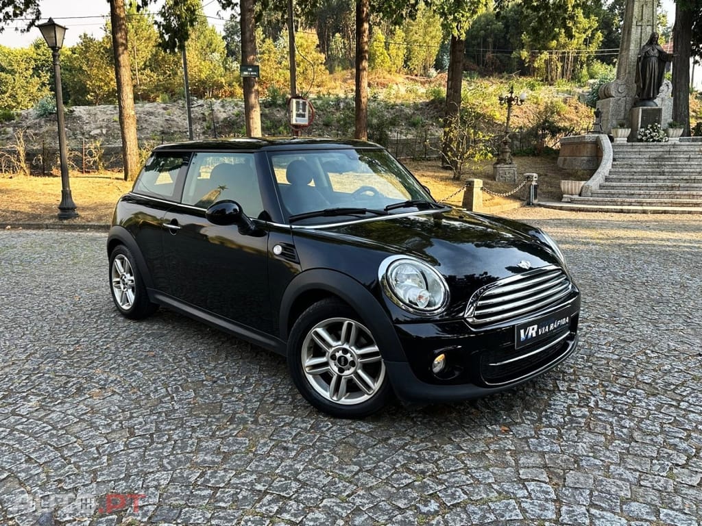 MINI Cooper Cooper D
