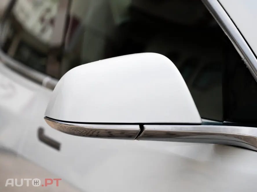 Tesla Model 3 Long Range AWD Dual Motor