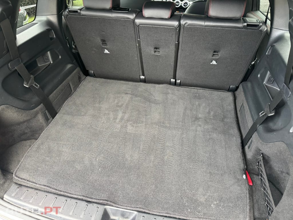 Mercedes-Benz GLB 220 d AMG Line