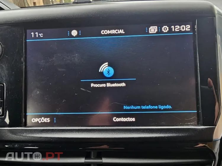Peugeot 2008 1.2 PureTech Signature