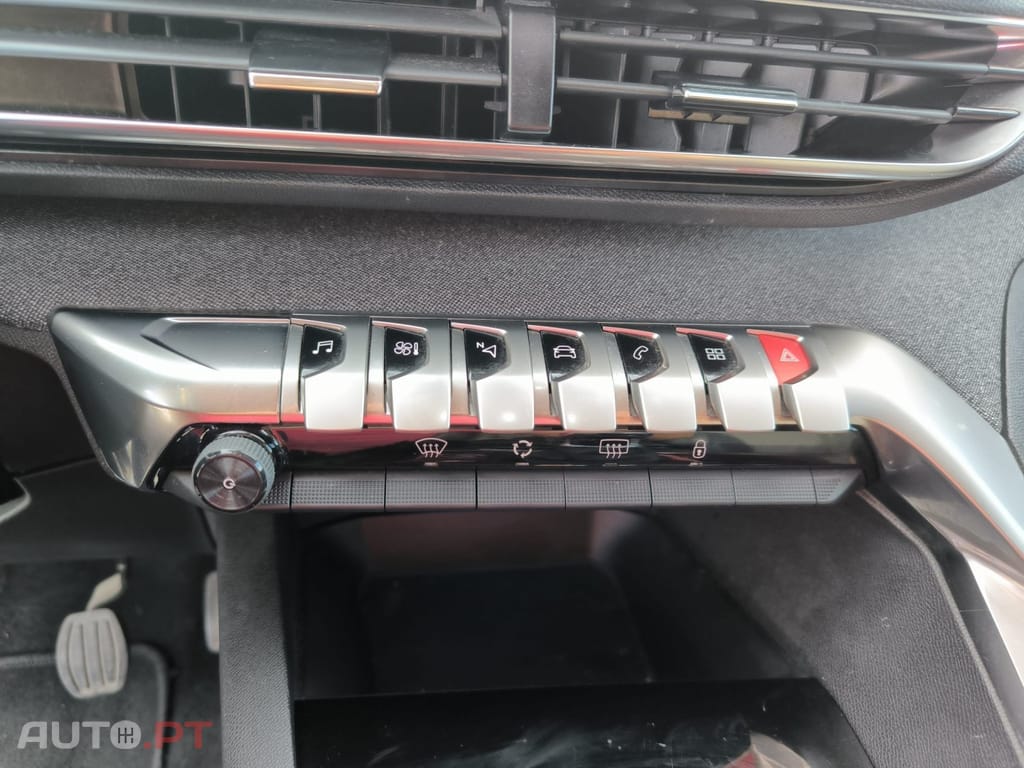 Peugeot 3008 1.5 BlueHDi Allure Pack