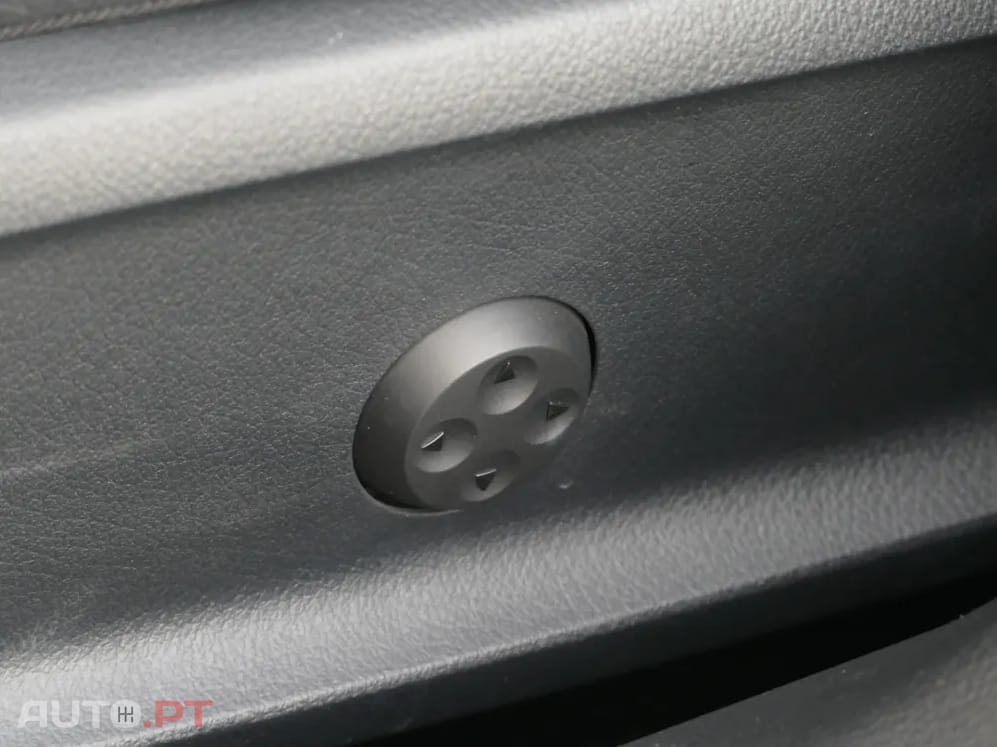 Mercedes-Benz A 250 e AMG Line