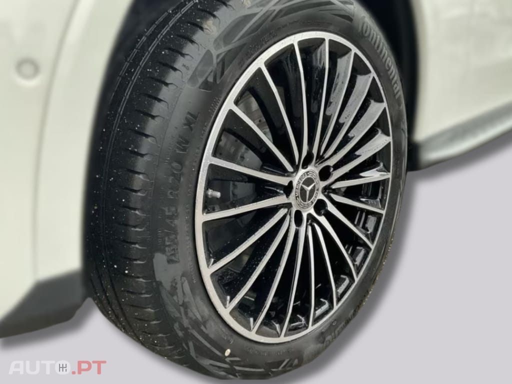Mercedes-Benz GLC 300 I.V.A DEDUTIVEL de 4m AMG Night
