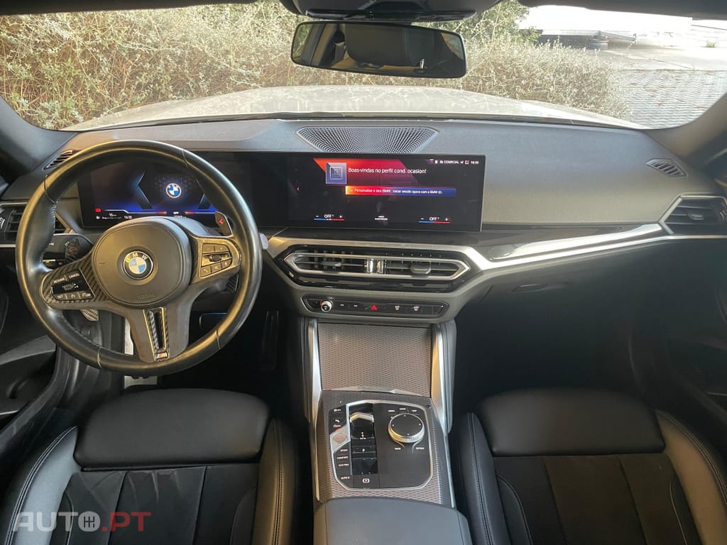 BMW 218 i Pack Desportivo M Auto