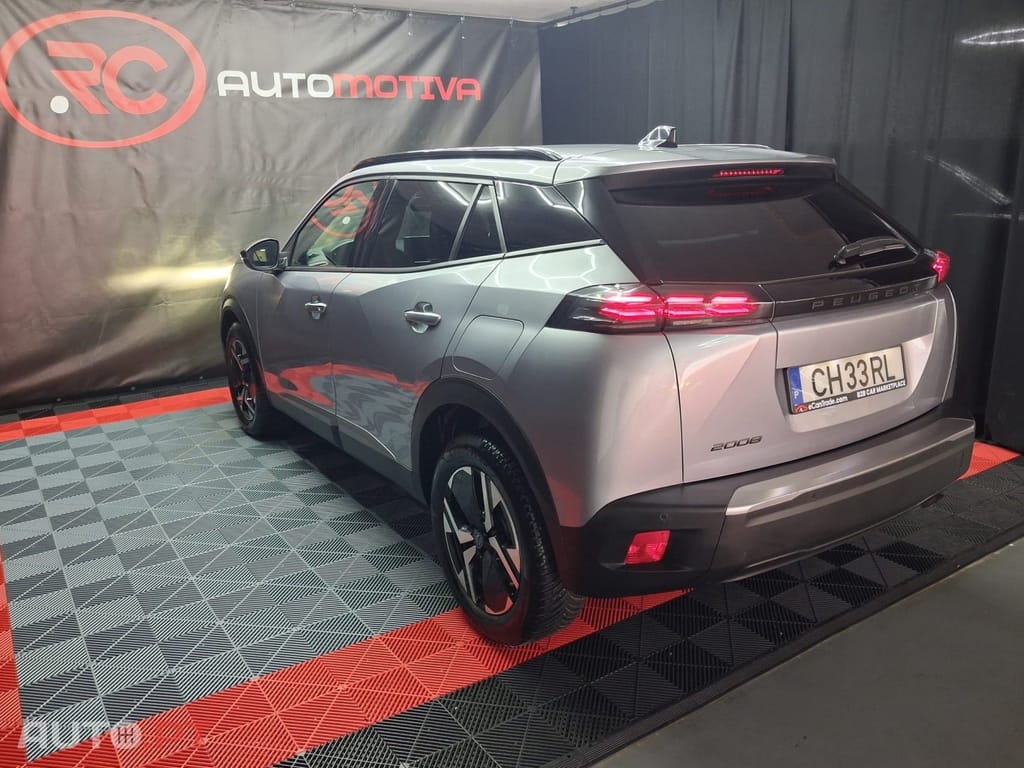Peugeot 2008 1.2 PureTech Allure Pack