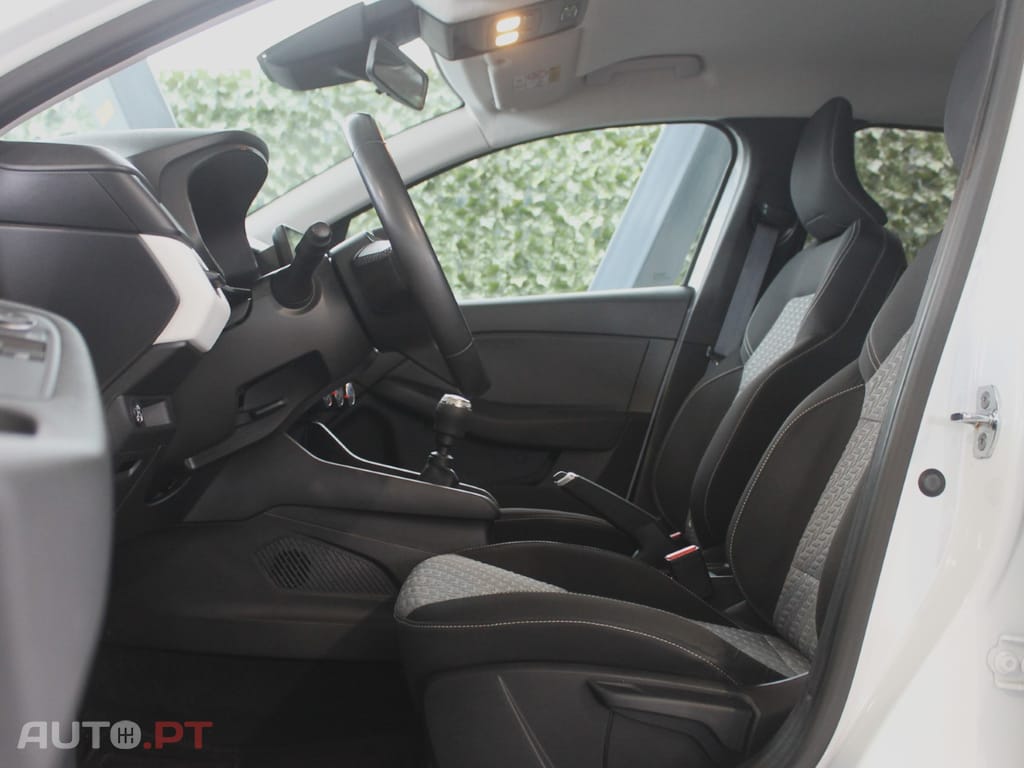 Renault Clio 1.0 TCe Limited Bi-Fuel