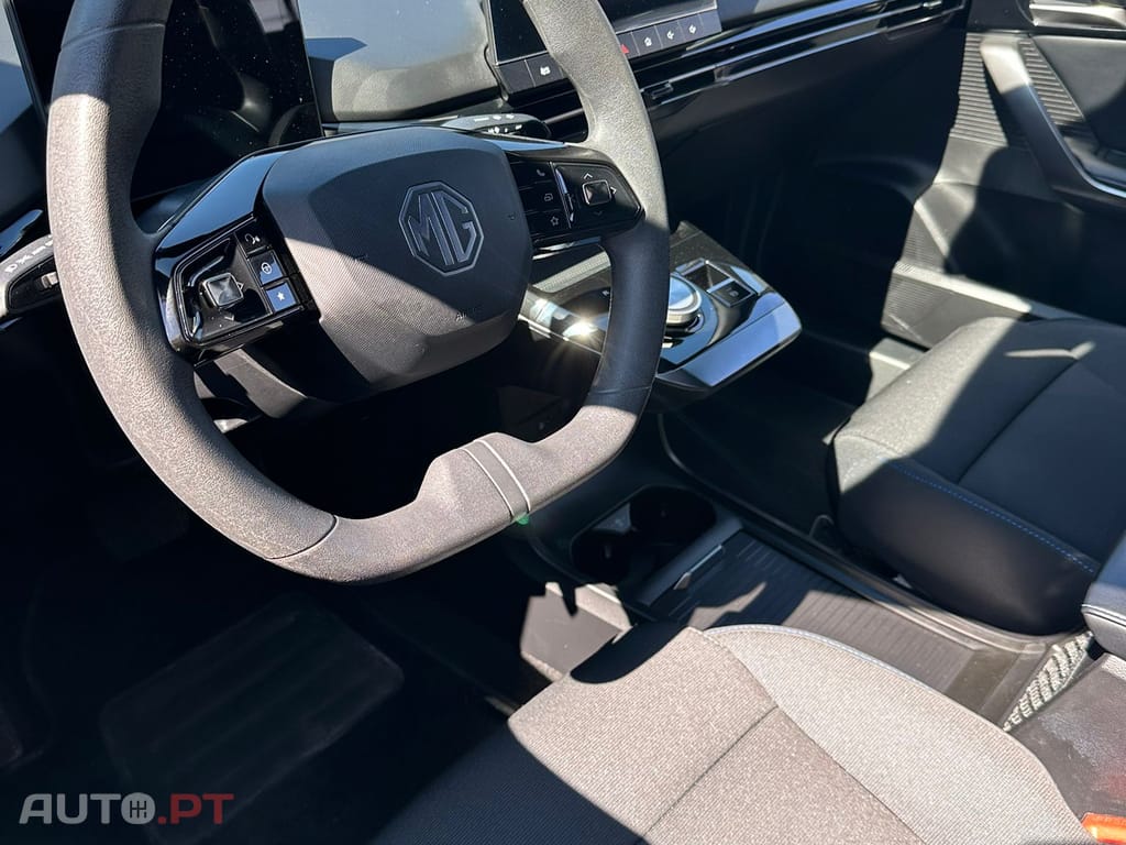 MG MG4 drive standard