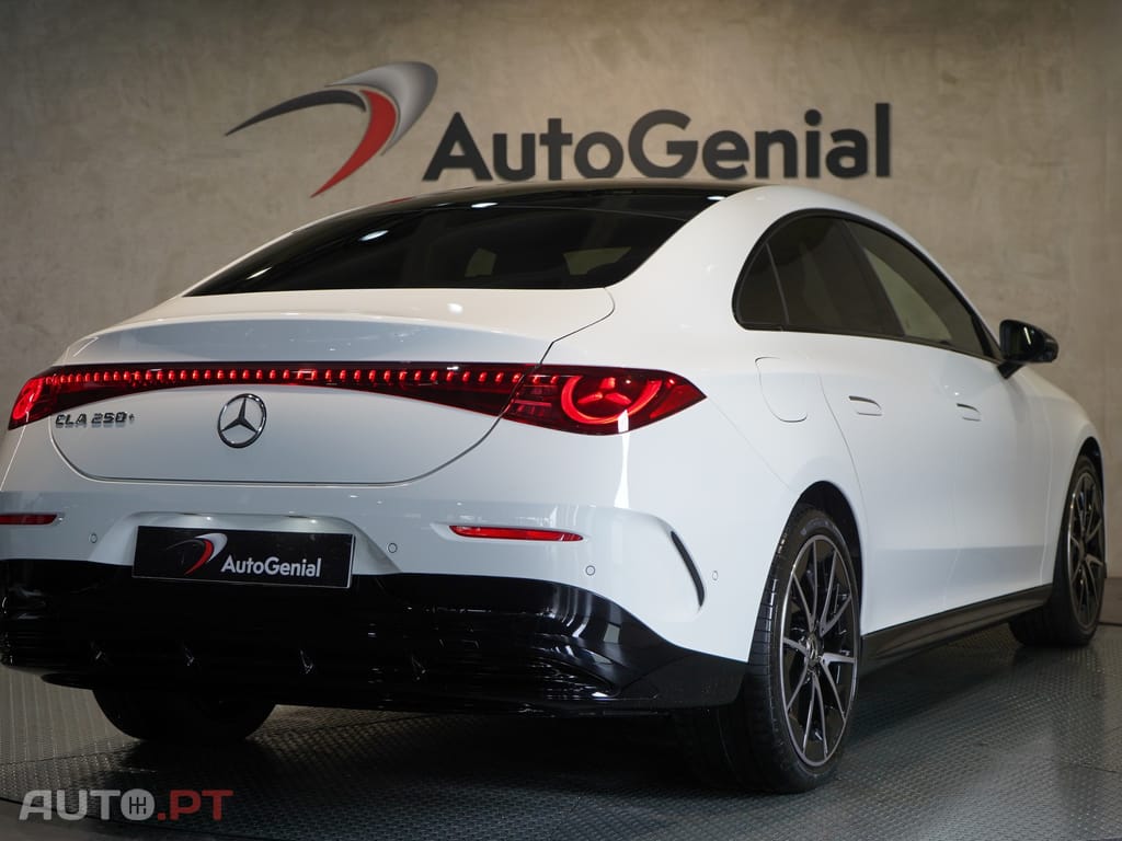 Mercedes-Benz CLA 250 com tecnologia EQ
