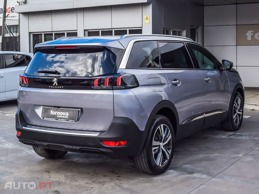 Peugeot 5008 1.5 BlueHDi Allure EAT8