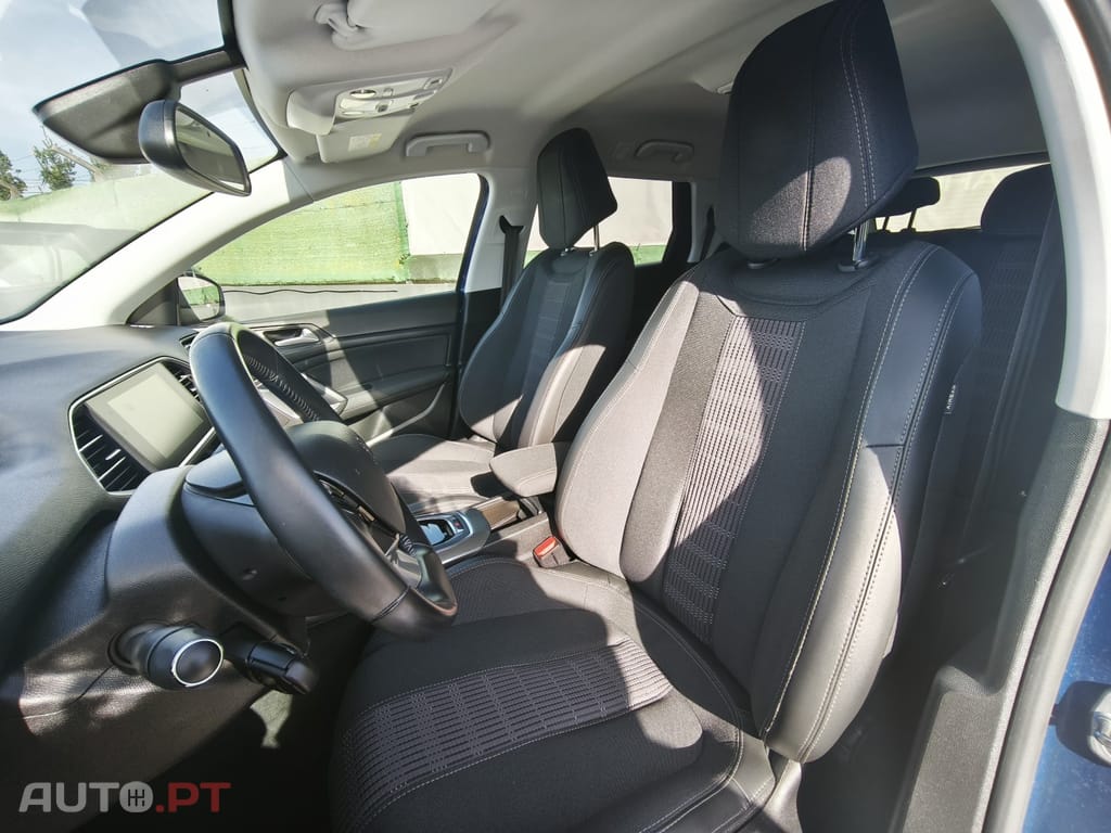 Peugeot 308 1.5 BlueHDi Allure