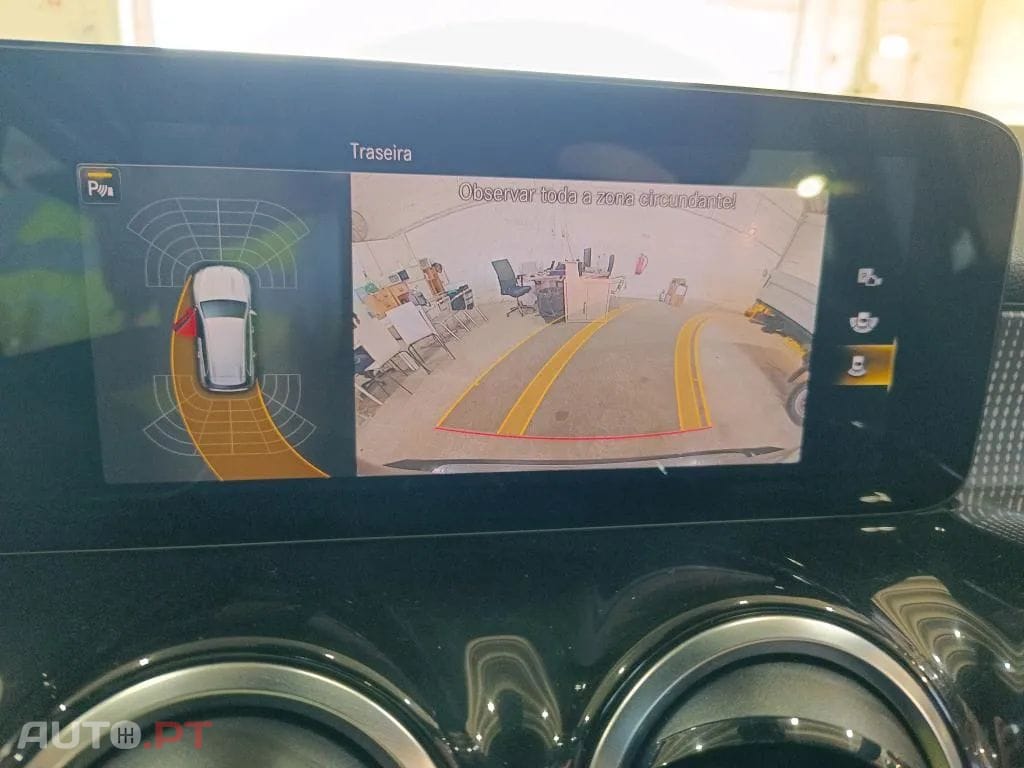 Mercedes-Benz GLB 180 d